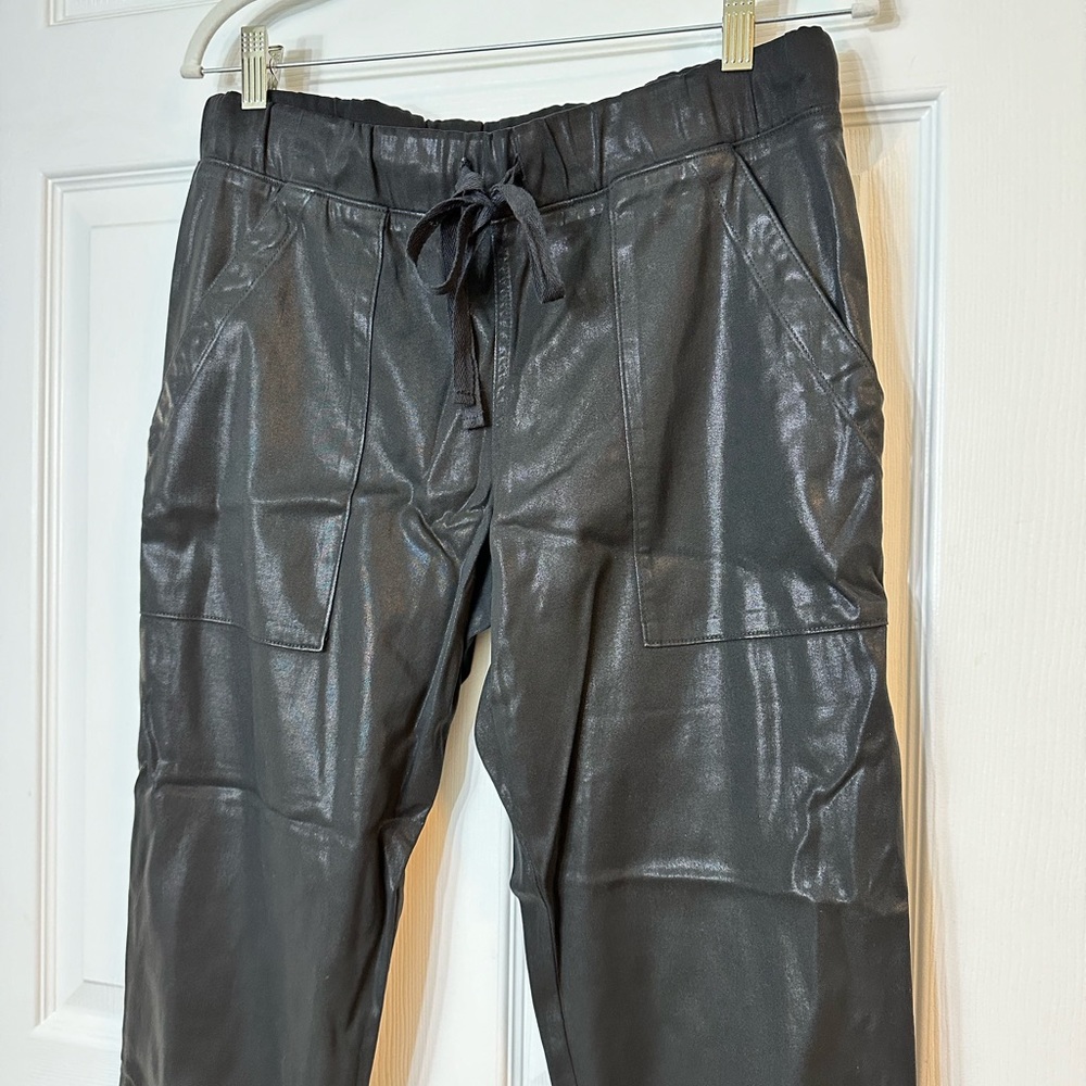 Bella Dahl pocket joggers